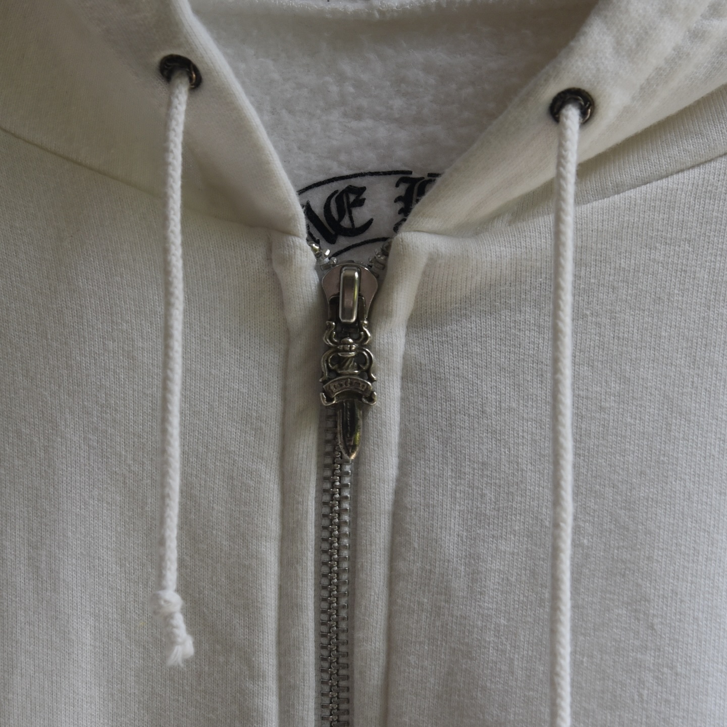 Latest arrivals close-ups · 2